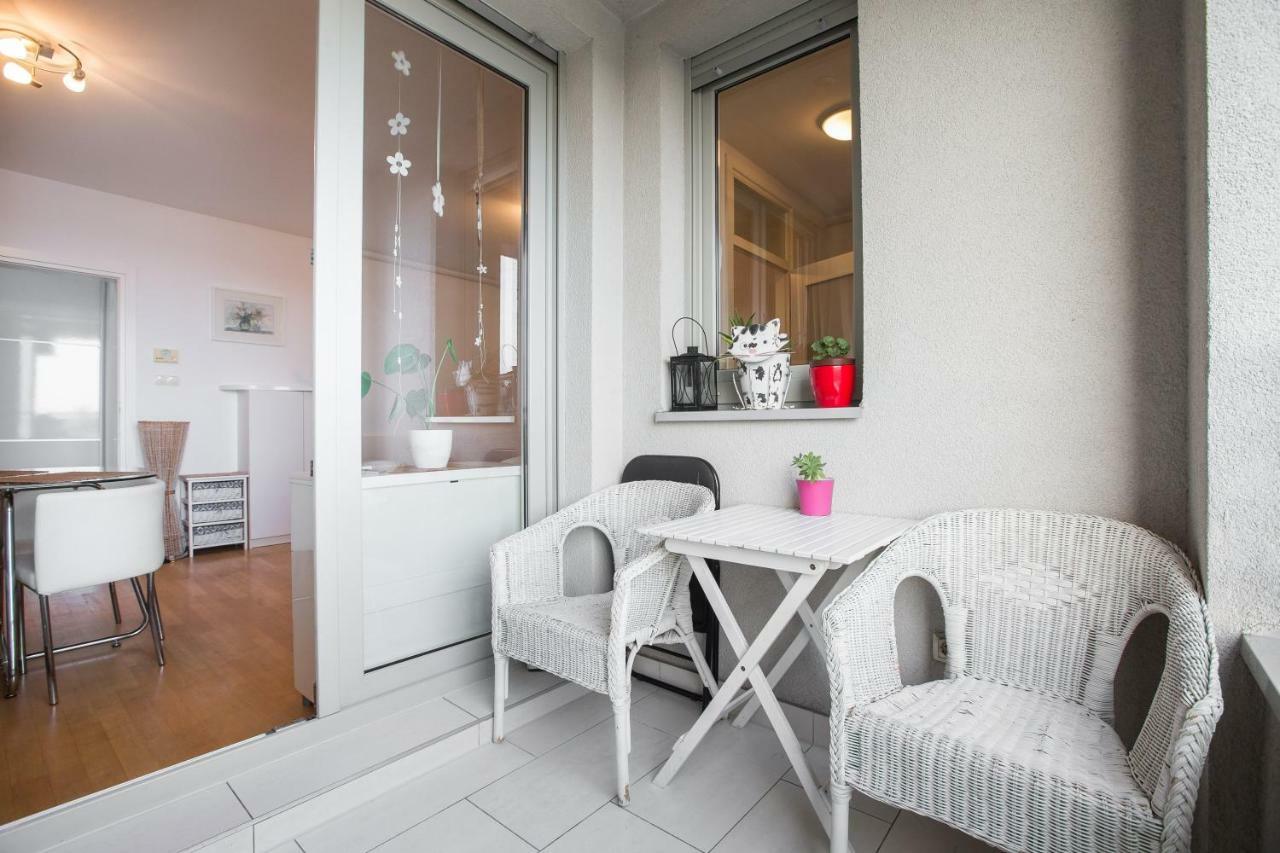 Cozy & Modern Studio With Balcony Zagreb Exterior photo